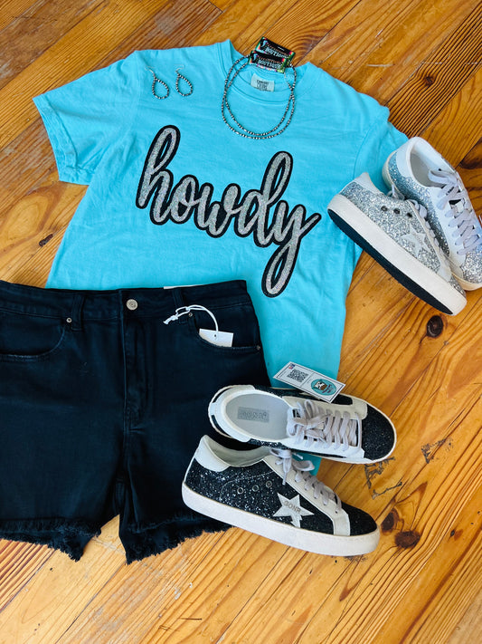 HOWDY Sequin Patch Pink Comfort Color Tee